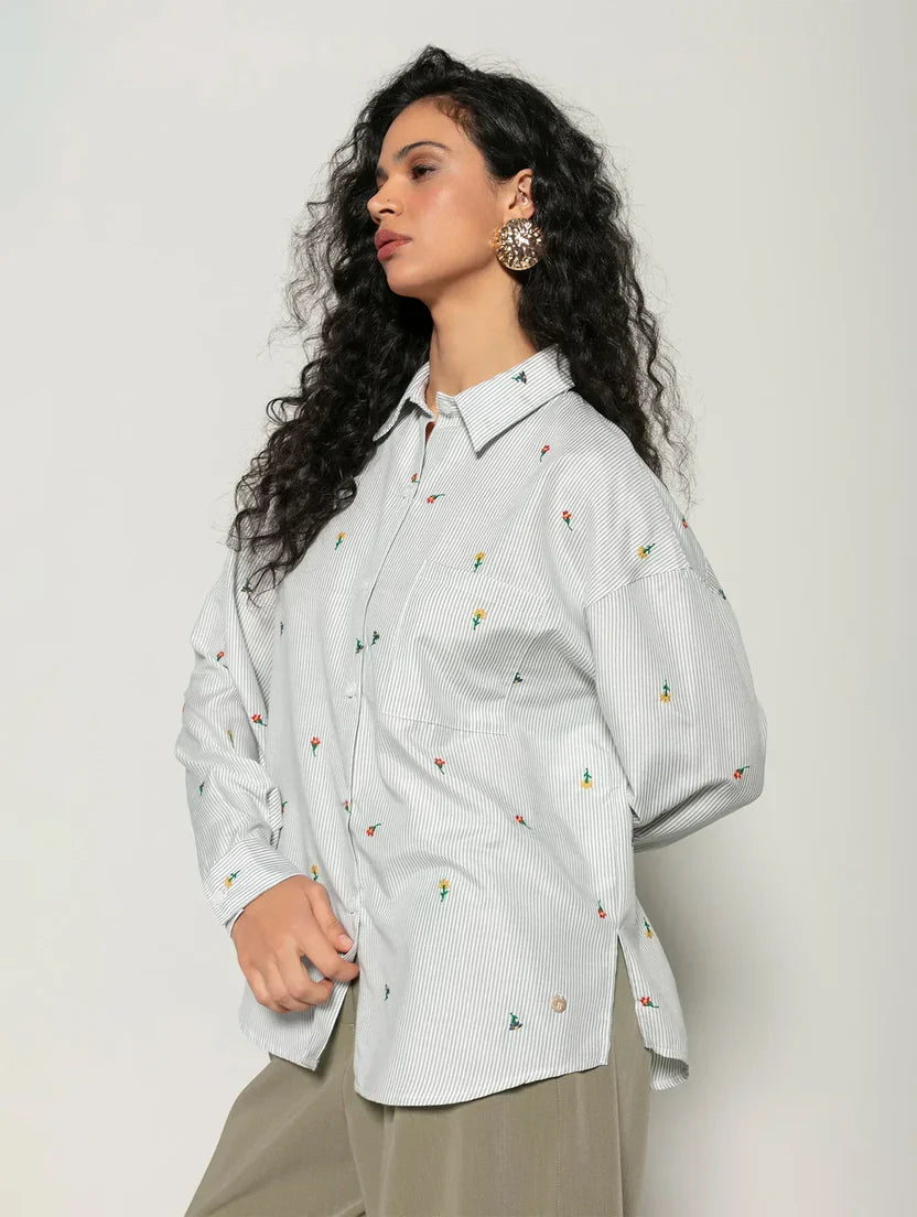 Camisa bordada com fendas laterais Biamar
