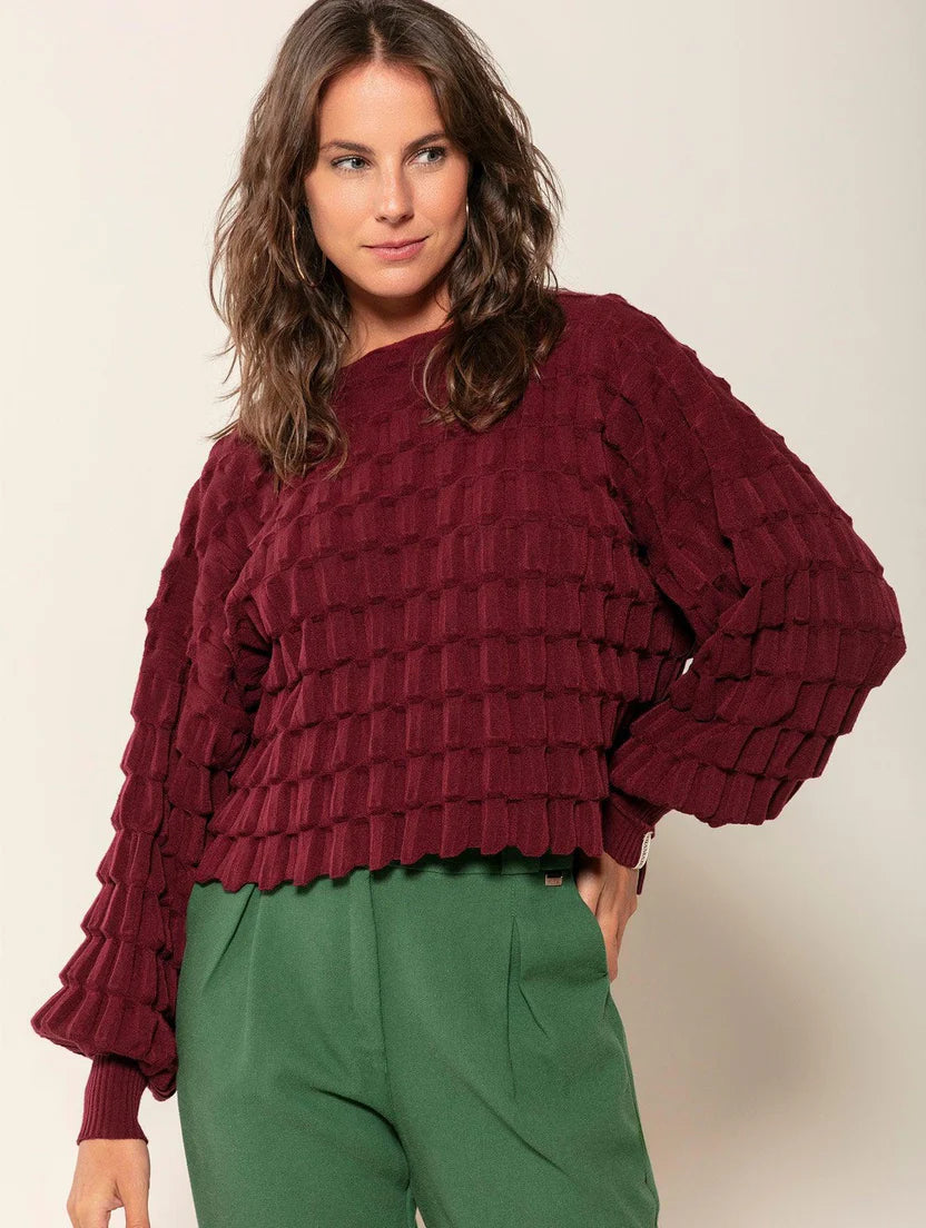 Blusa mullet em ponto laka com gola canoa e mangas de cava quadrada Biamar